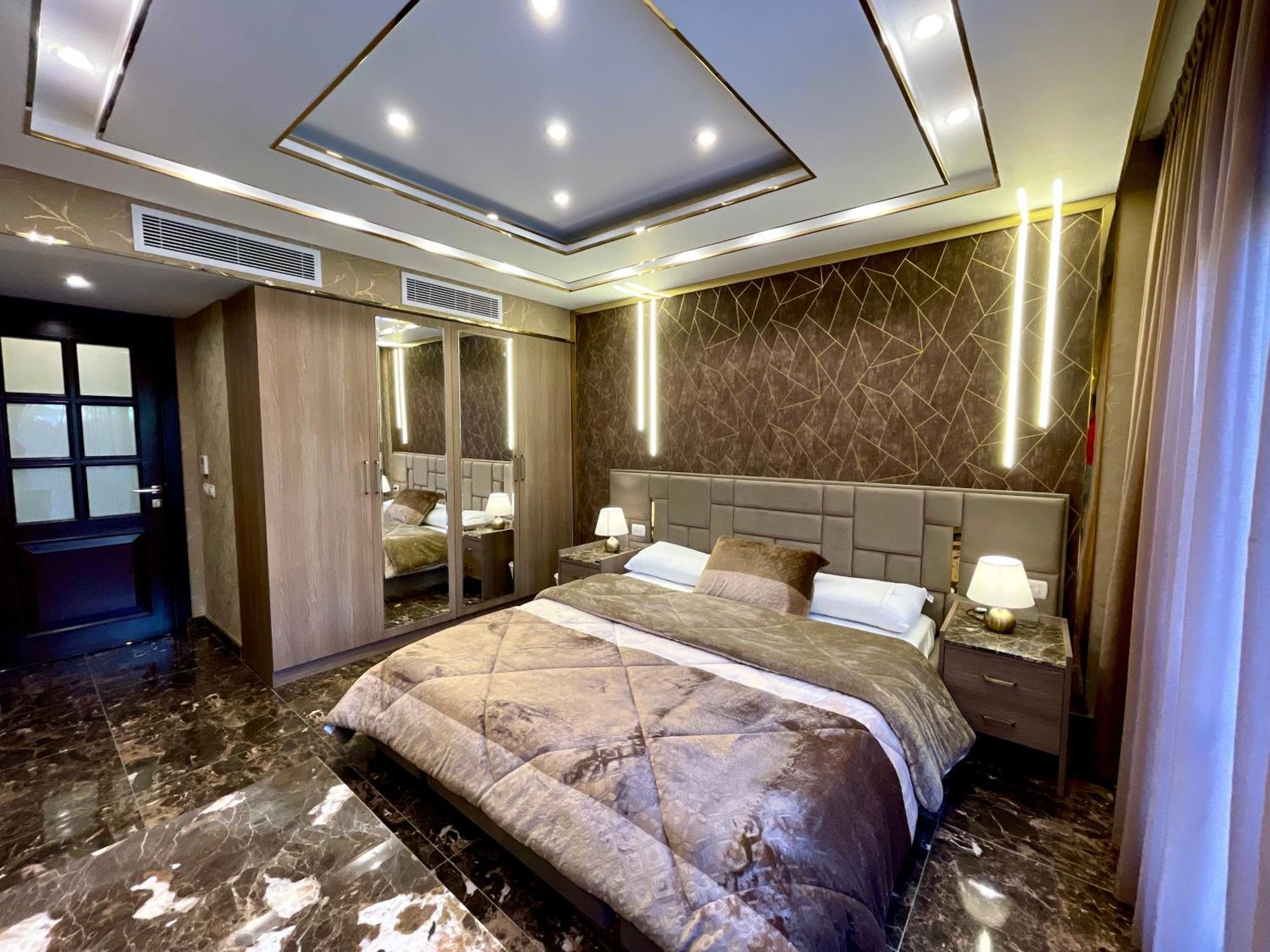 Direct On The Pool 3br Luxury Apartment Cairo