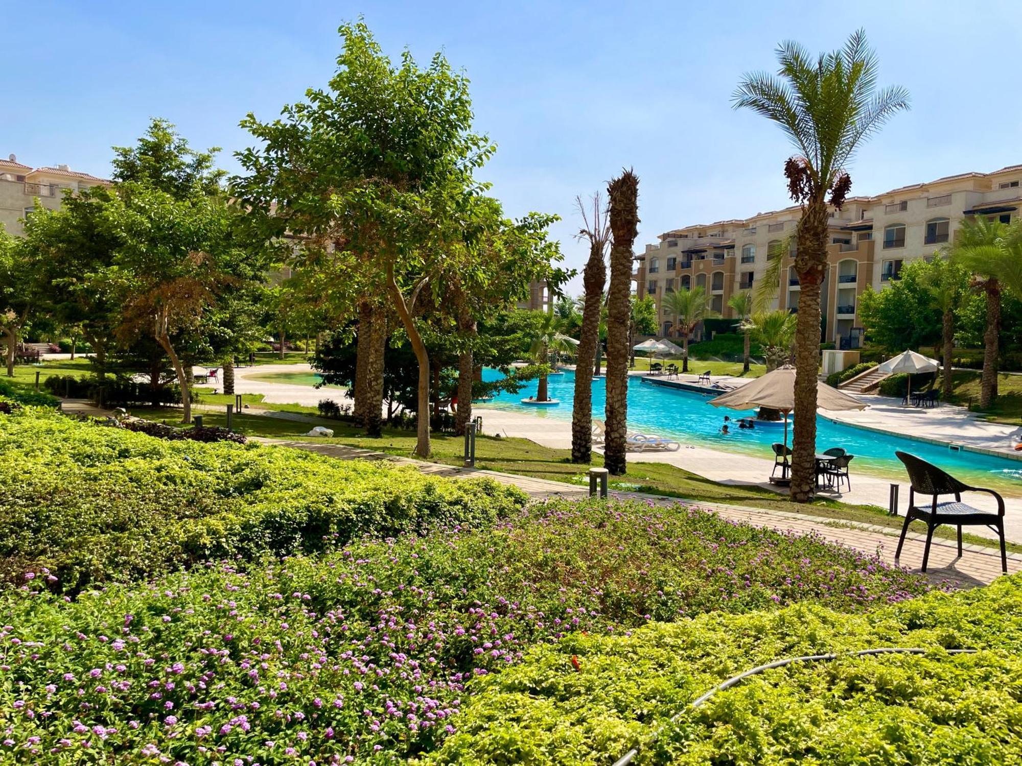 Direct On The Pool 3br Luxury *
